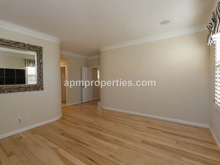 2291 Magnolia Bridge Dr — Photo 12