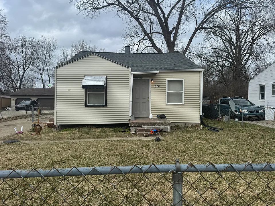628 W Home Ave