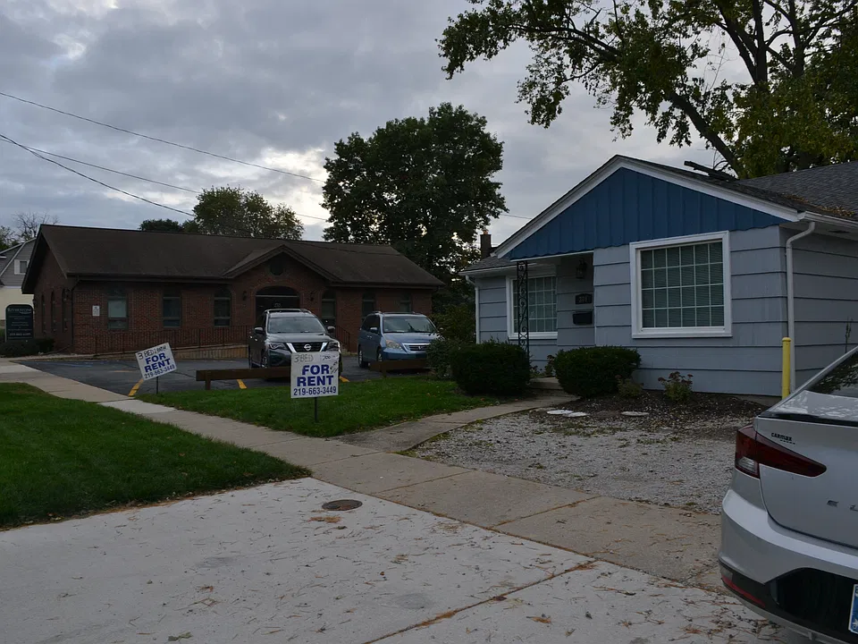 309 N East St