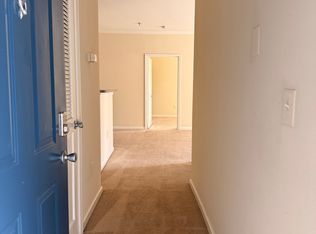 100 Vista Lake Dr APT 206, Candler, NC 28715