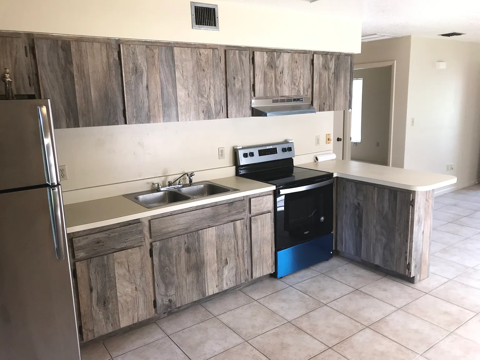2 bed, 810 sqft, $1,500 — Photo 4