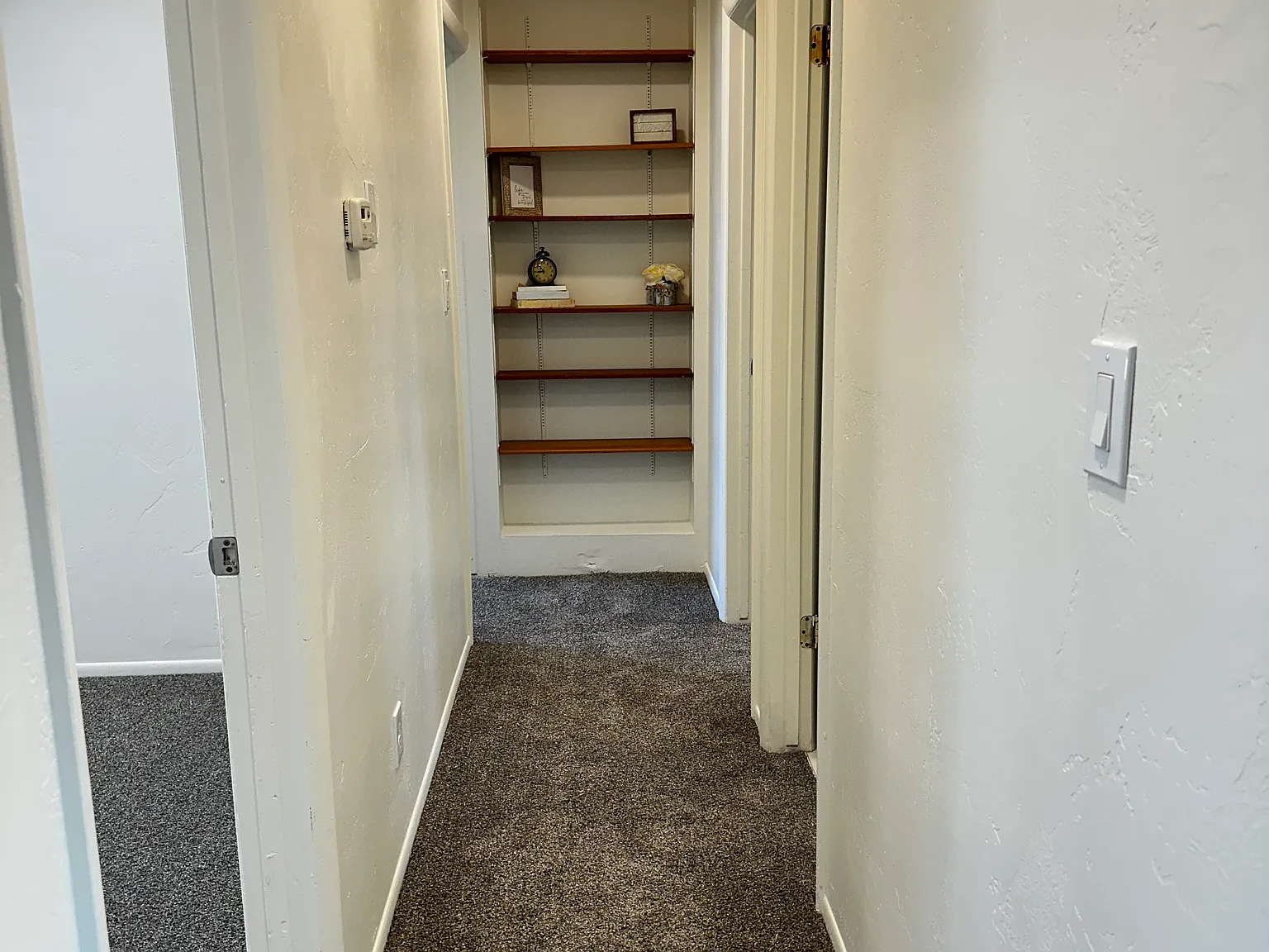 5 bed, 2200 sqft, $2,395 — Photo 4