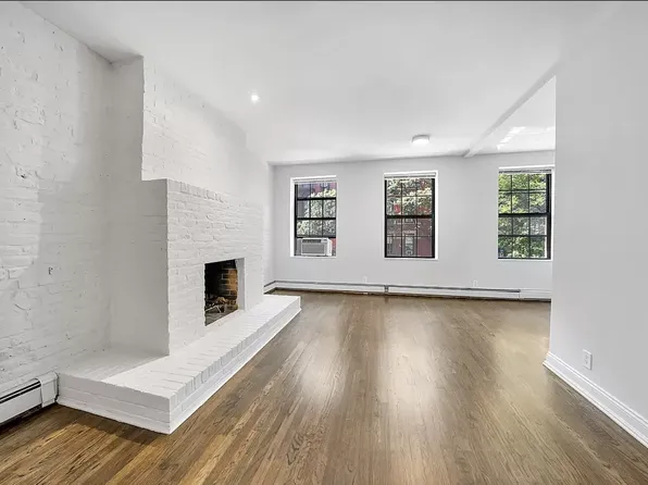 235 West 16th Street image 1 of 8