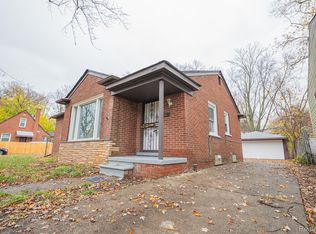 17246 Chapel St, Detroit, MI