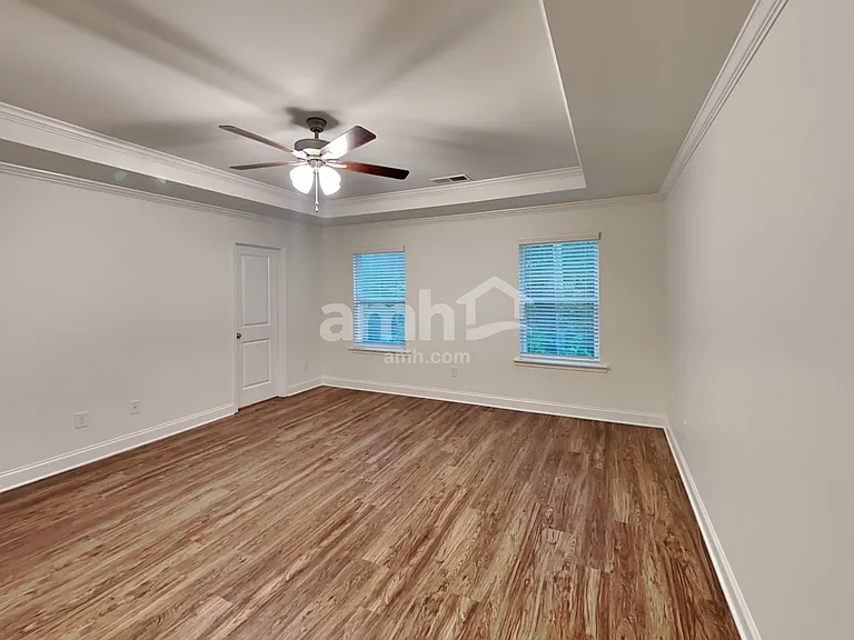 574 Slew Dr — Photo 10