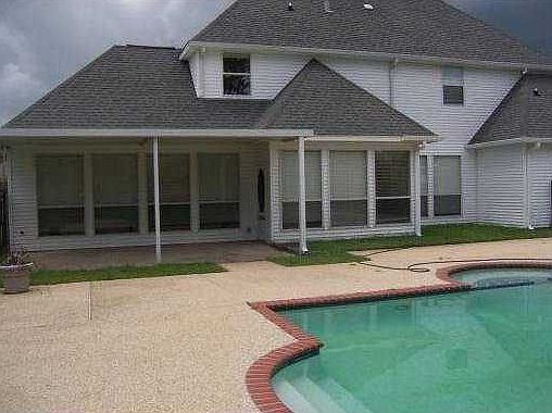 2nd image of 2033 Hampshire Dr