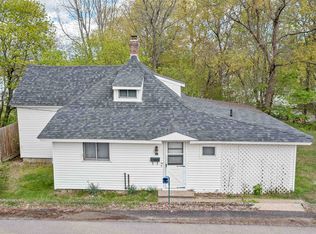 10 Lawrence St, Derry, NH 03038