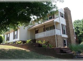 672 Lakeside Dr, Springfield, TN 37172