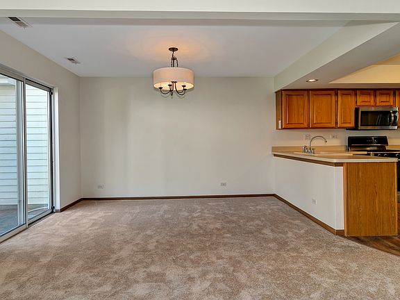 4th image of 920 Noel Ct