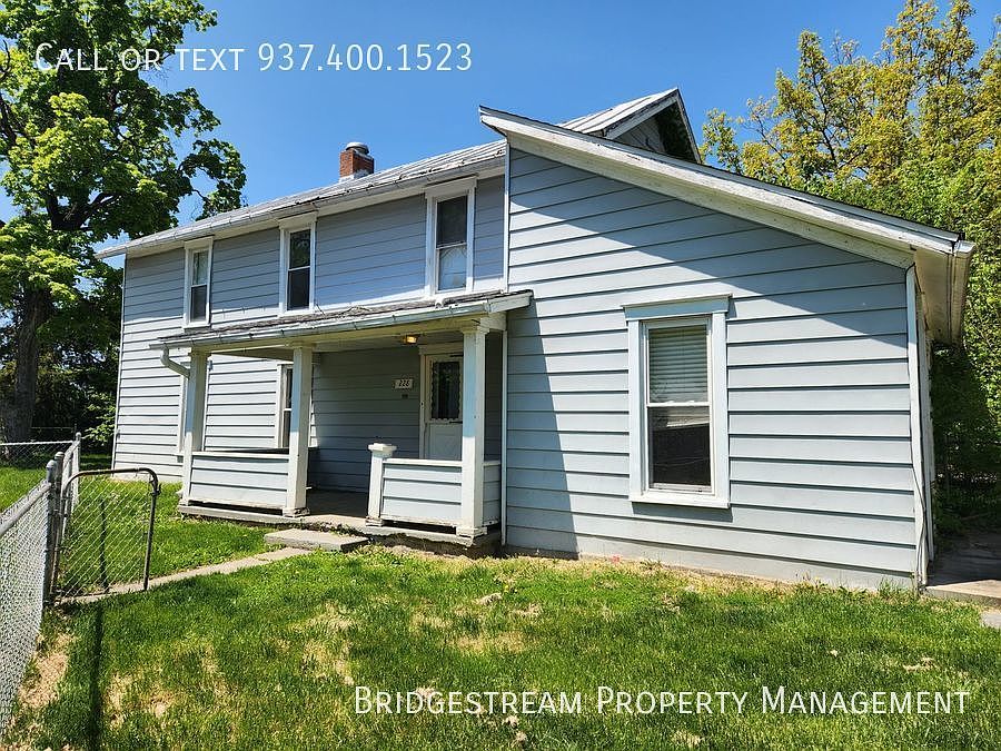 1st image of 228 E Center St