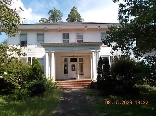 708 Mulberry Street, Louisville, GA 30434