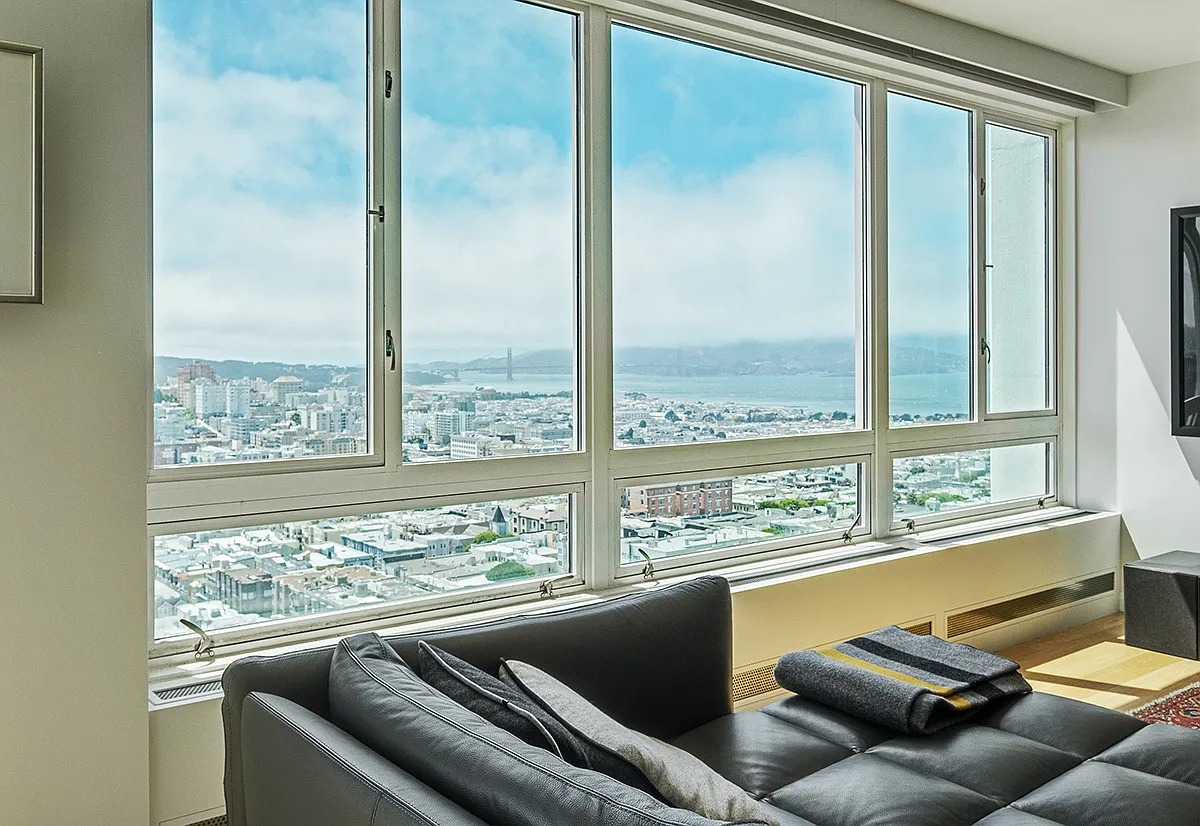 2 bed, 2.0 bath, 1800 sqft, $12,000 — Photo 2
