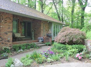 26485 W 13 Mile Rd, Franklin, MI 48025