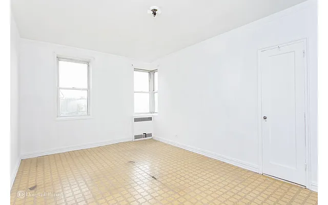 Sold by Douglas Elliman | media 14