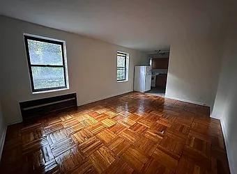 2674 Valentine Avenue, #5