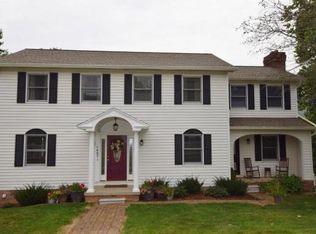 1507 Strawberry Ln, Johnson City, TN 37604