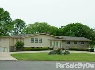 102 Kennett Rd, Old Hickory, TN 37138