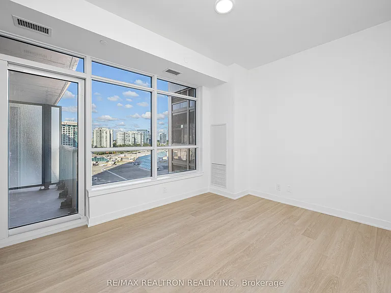 30 Upper Mall Way #A-620 — Photo 13