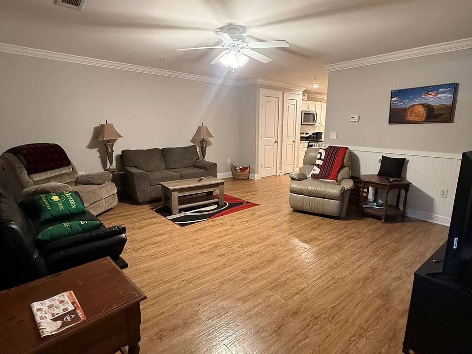 1035 Barnett Shoals Rd #914
