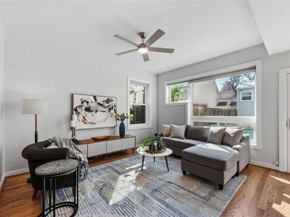 2737 Werlein Ave, Houston, TX 77005