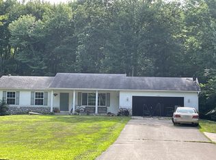 3436 Windhaven Dr, Hopkins, MI 49328