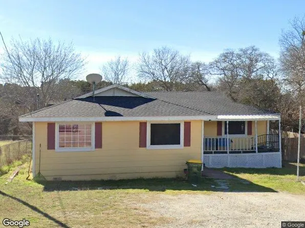 2802 Rockwood Dr, Granbury, TX 76048