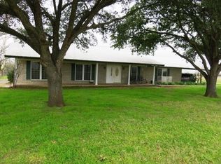 306 Upper Elgin River Rd, Elgin, TX 78621