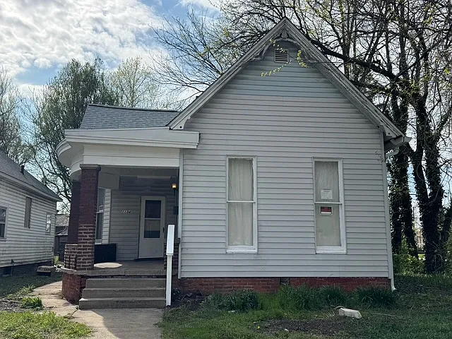 1134 N 8th St — Photo 1