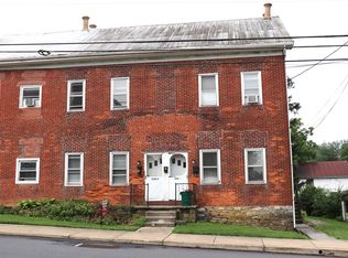 1340 W Main St APT A, Ephrata, PA 17522