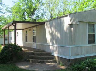 907 E Jefferson St, Pulaski, TN 38478