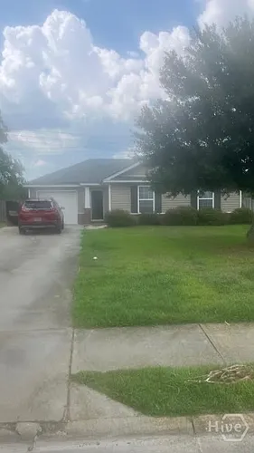 190 Willow Oak Dr Photo 1