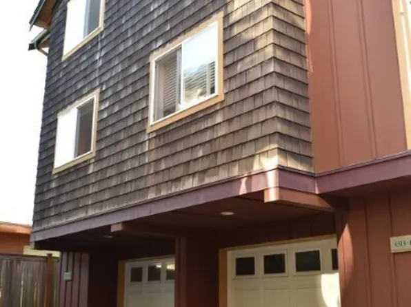 4313 Linden Ave N #A, Seattle, WA 98103