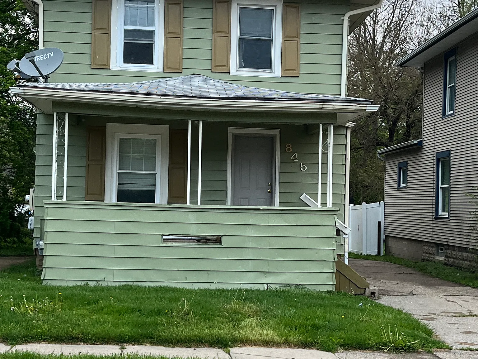 5 bed, 1450 sqft, $1,850 — Photo 2