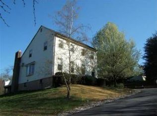 320 Tomlin Station Rd, Mullica Hill, NJ 08062