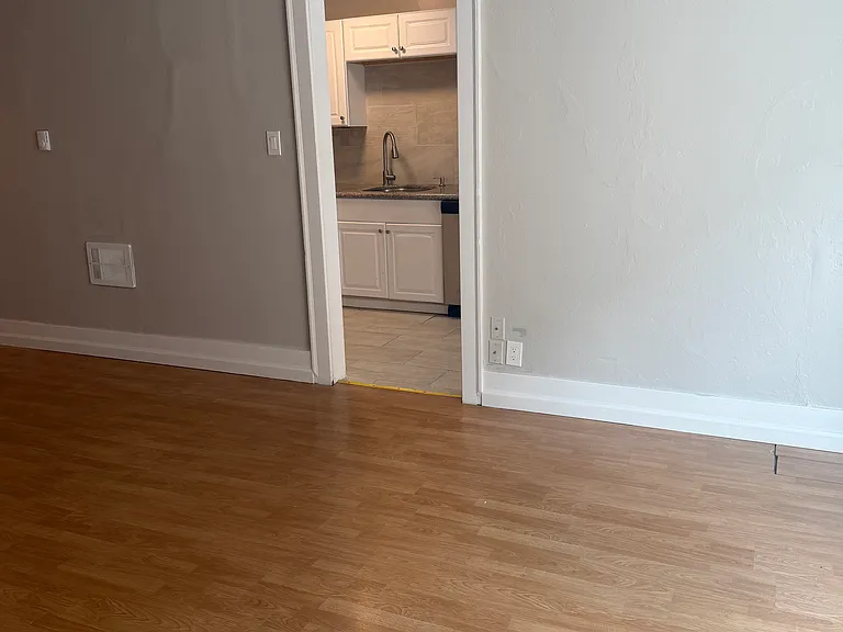 809 S I St #203 — Photo 4