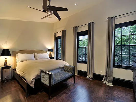 Sold by Sotheby's International Realty | media 5