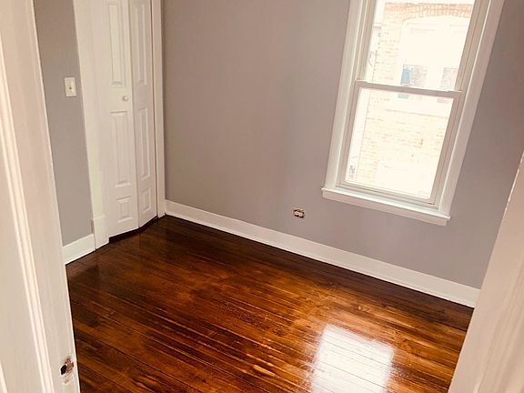 2nd image of 8752 S Manistee Ave APT 1E
