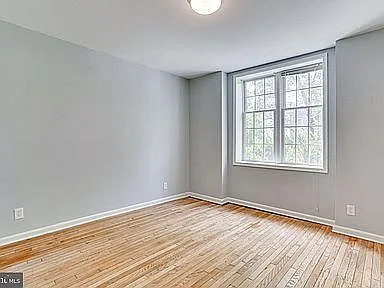 2 bed, 914 sqft, $3,150 — Photo 4