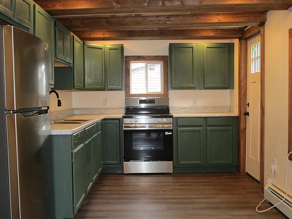 3rd image of 49 Buckfield Road