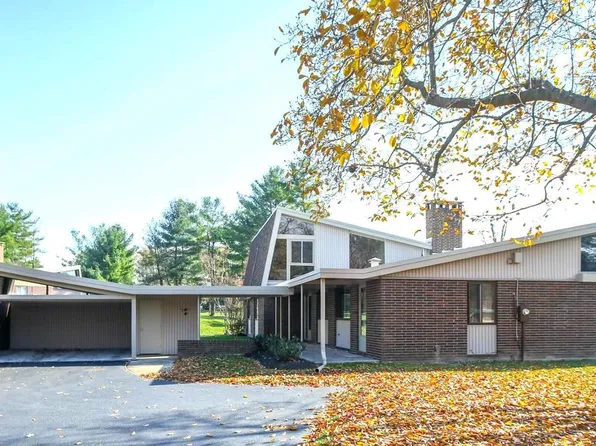 7 Stone Hollow Ct, Baltimore, MD 21208