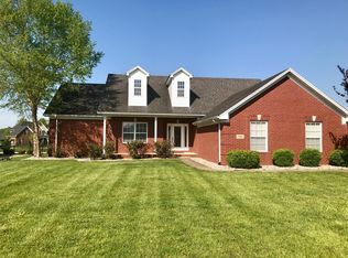 110 Cynthia Lynn Dr, Bowling Green, KY 42103