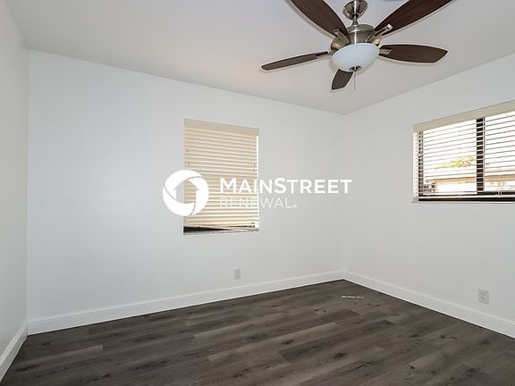 4th image of 3577 Lothair Ave