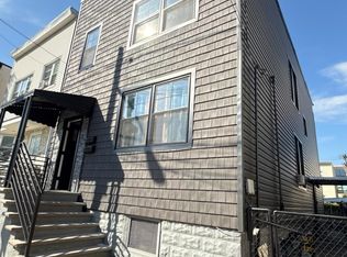 341 Lembeck Ave FLOOR 2, Jersey City, NJ 07305