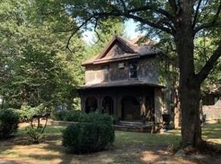 17 Hermitage Rd, Marion, MA 02738