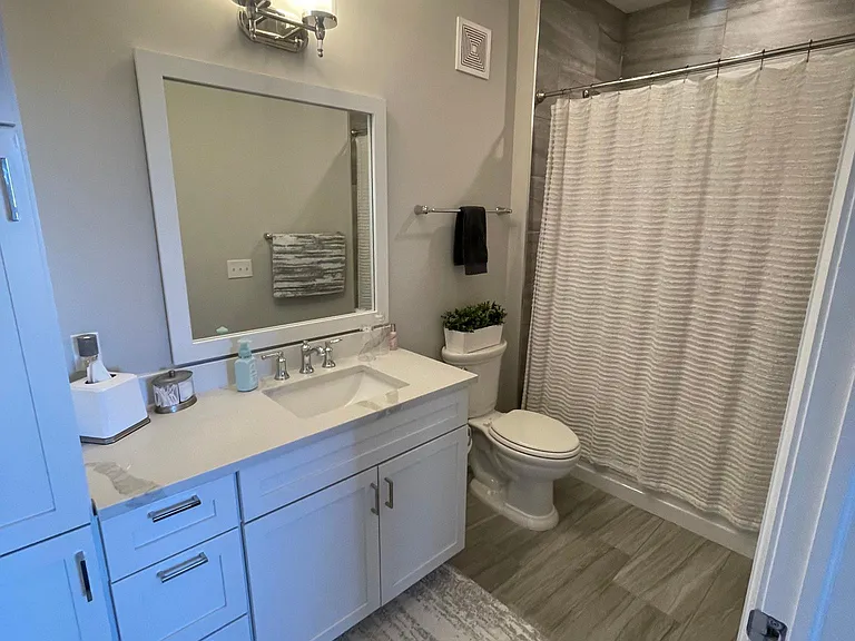 Second Full Bathroom