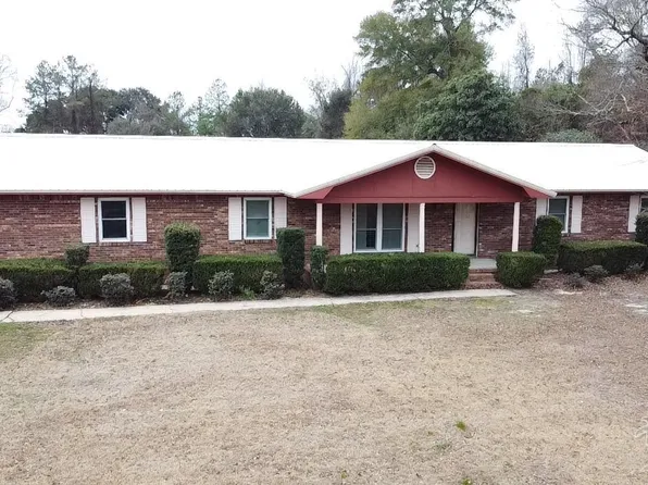 131 Upton Rd, Century, FL 32535