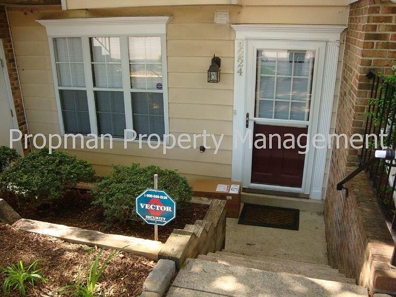 1st image of 4224 Stockbridge Dr