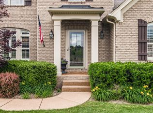 1300 Beech Hollow Dr, Nashville, TN 37211