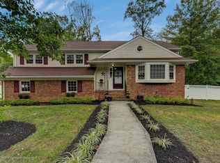 5 Roanoke Rd, Matawan, NJ 07747