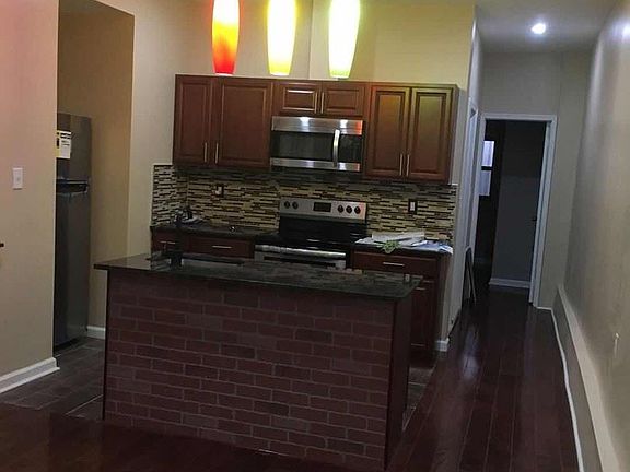 5th image of 1546 S 18th St #7379376